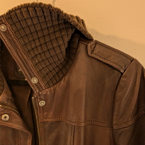 Eddie Bauer leather bomber jacket - Picture 9 of 14